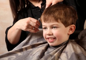 kids who hate haircuts - tips for stress-free kids haircuts