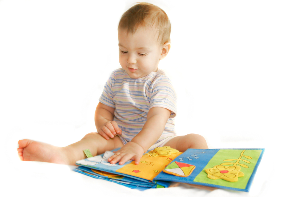 There are some baby books Australia simply loves. We’ve compiled a list of 5 fabulous Australian titles guaranteed to foster learning with little ones.