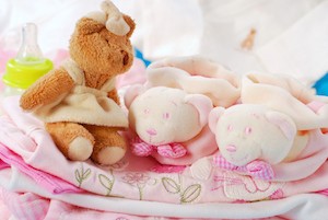 Gifts to welcome newborn baby