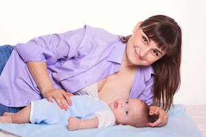 breastfeeding from one breast