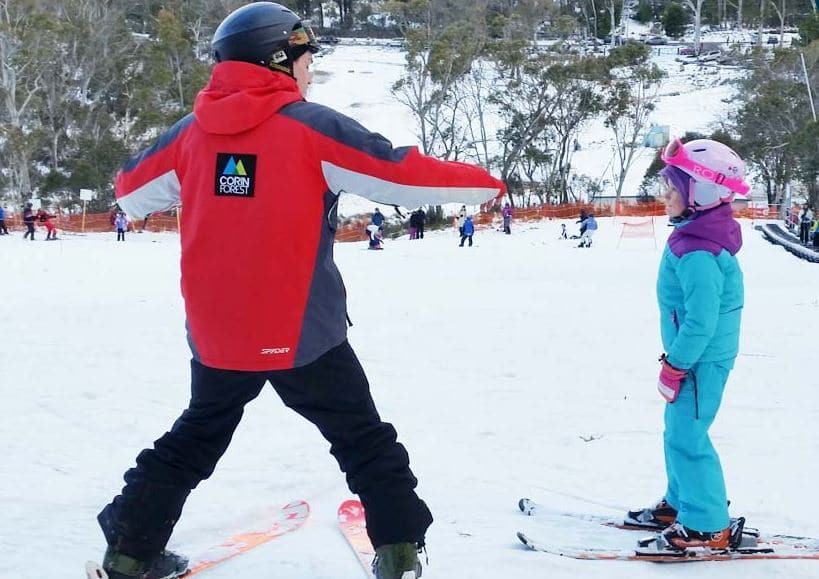 Kids ski lessons at Corin Forest